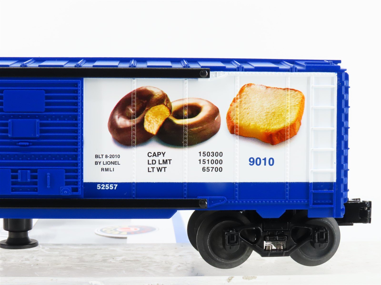 O Gauge 3-Rail Lionel 6-52557 RMLI Entenmann's Operating Box Car #9010