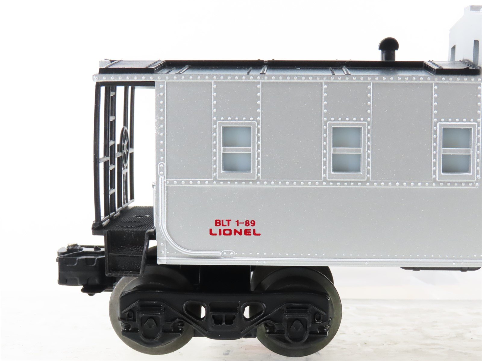 O Gauge 3-Rail Lionel 6-16513 UP Union Pacific Square Window Caboose #16513