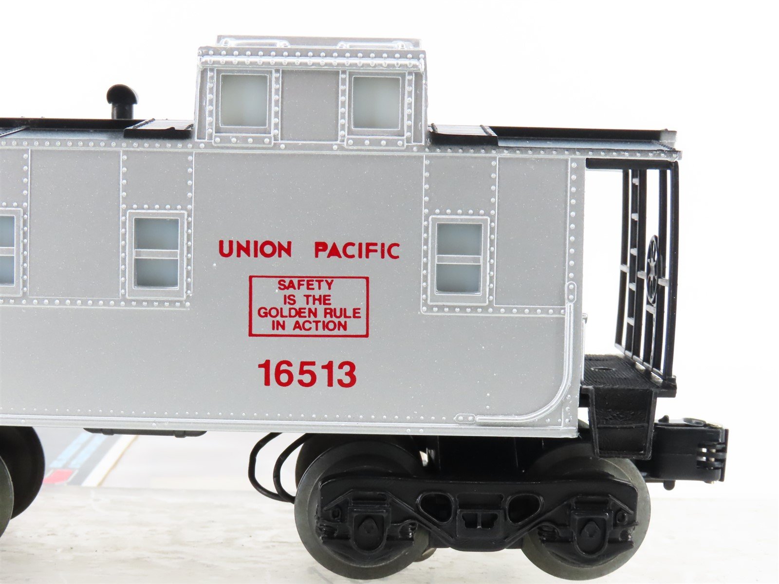 O Gauge 3-Rail Lionel 6-16513 UP Union Pacific Square Window Caboose #16513