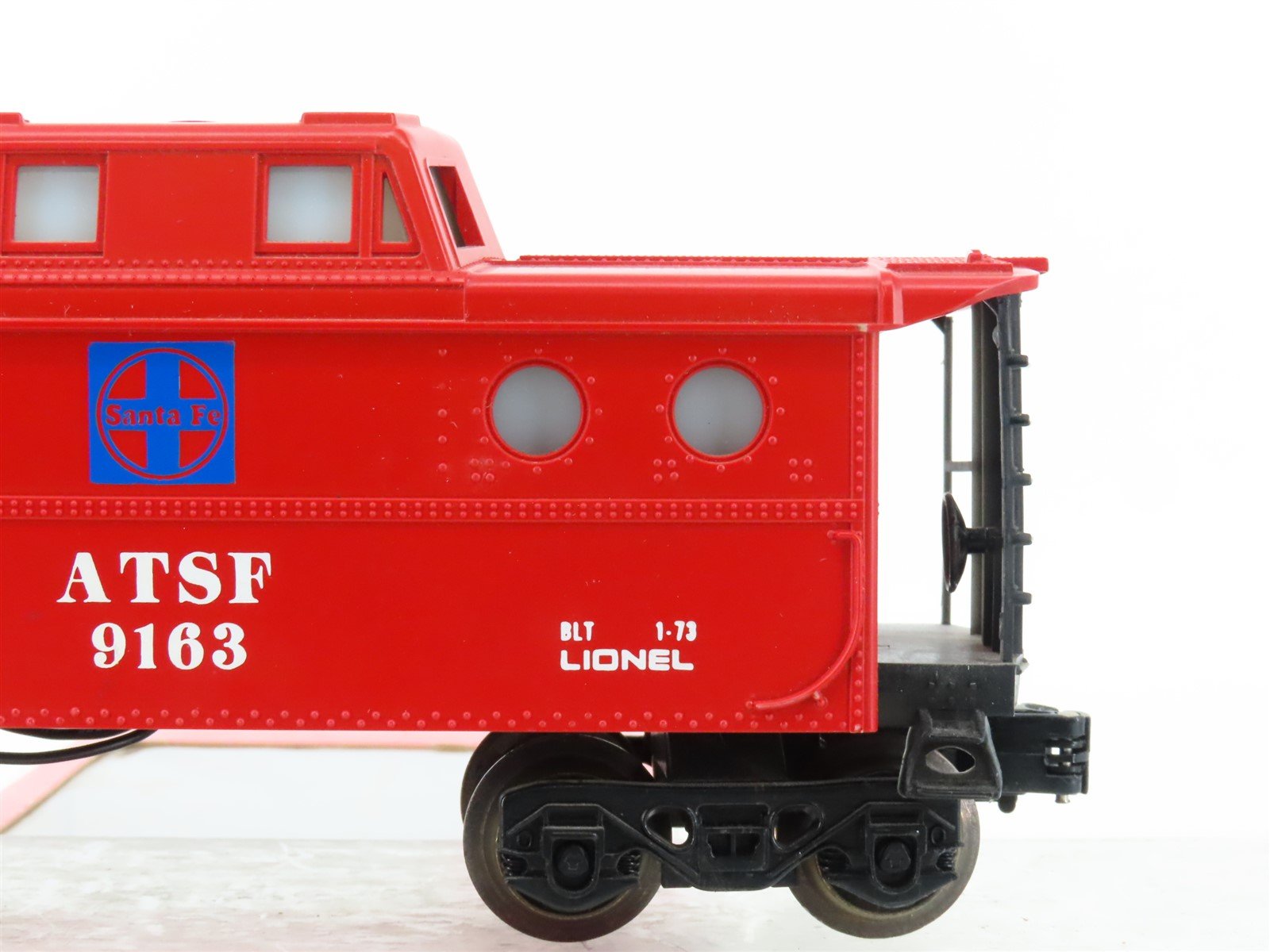 O Gauge 3-Rail Lionel 6-9163 ATSF Santa Fe Lighted Caboose #9163