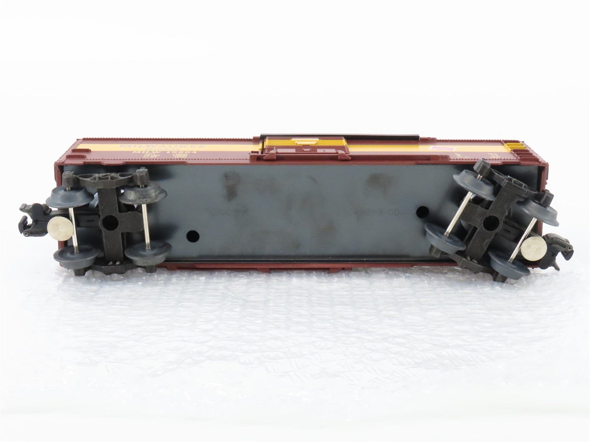 O Gauge 3-Rail Lionel 6-19204 MILW Milwaukee Road Single Door Box Car #19204