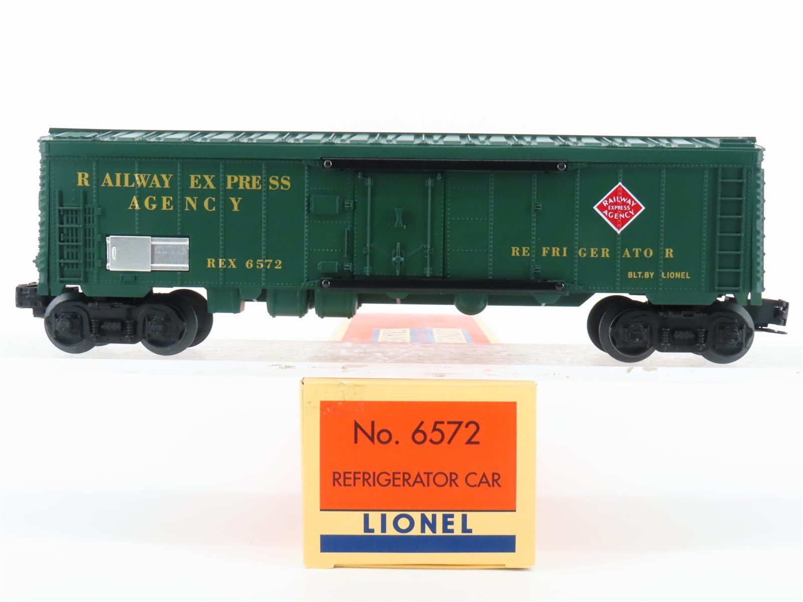 O Gauge 3-Rail Lionel 6572 REX Railway Express Agency Reefer #6572