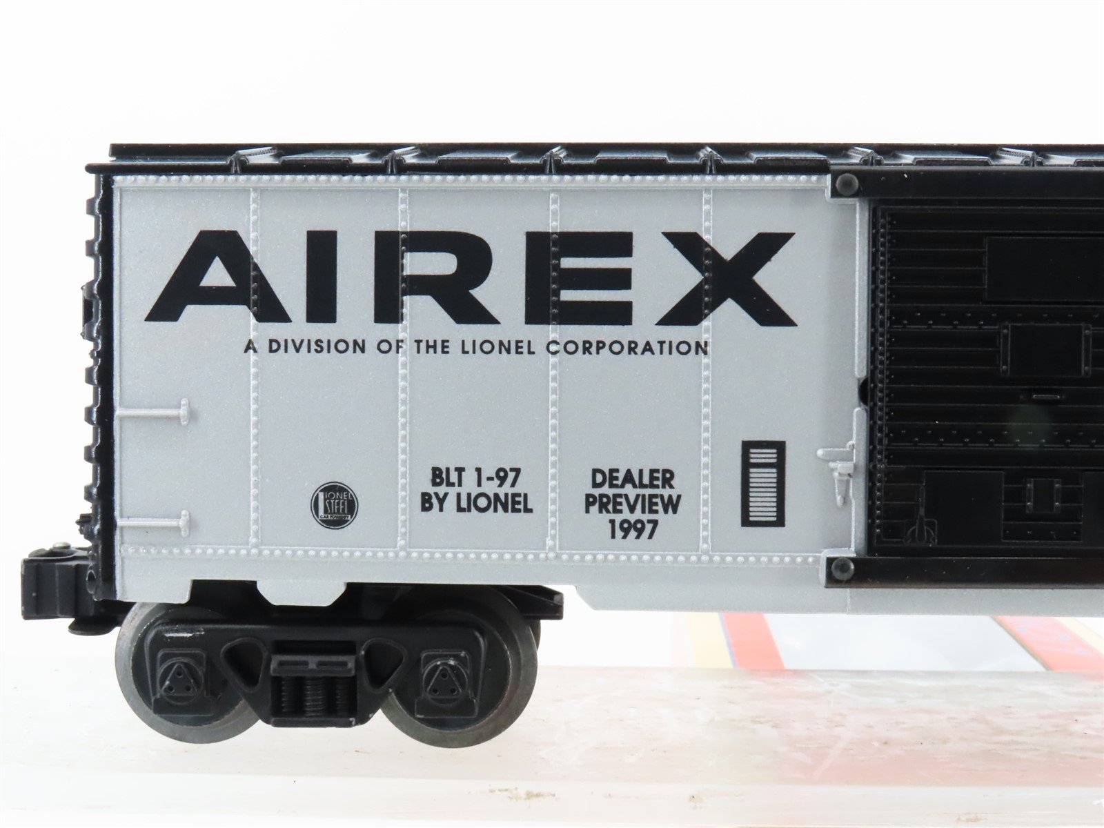 O Gauge 3-Rail Lionel 6-29217 Toy Fair 1997 Airex Sport Single Door Box Car