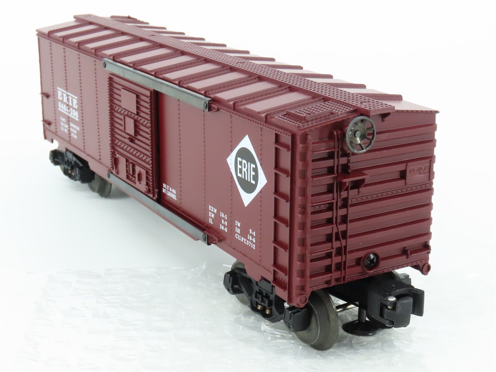 O Gauge 3-Rail Lionel 6-19283 ERIE Railroad Single Door Box Car #6464-296