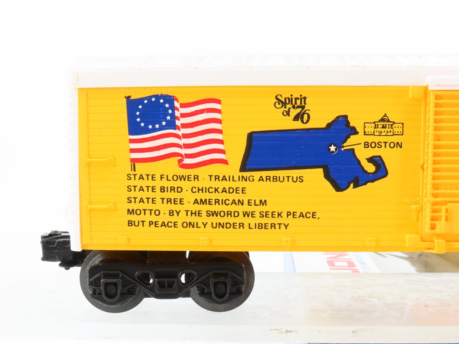O Gauge 3-Rail Lionel 6-7606 State of Massachusetts Single Door Box Car #7606