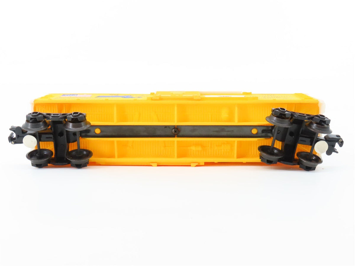 O Gauge 3-Rail Lionel 6-7606 State of Massachusetts Single Door Box Car #7606