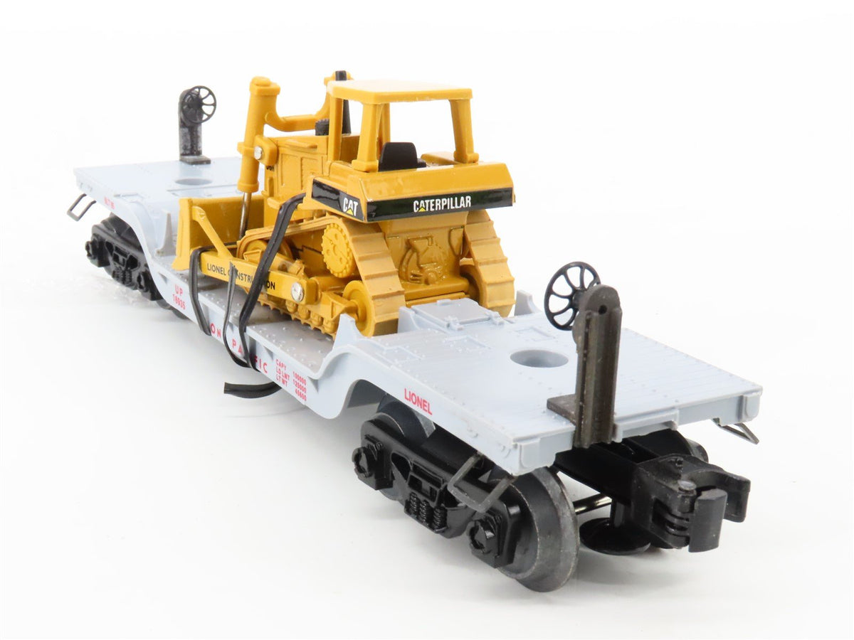 O Gauge 3-Rail Lionel 6-16935 UP Union Pacific Flat Car #16935 w/ Ertl Bulldozer
