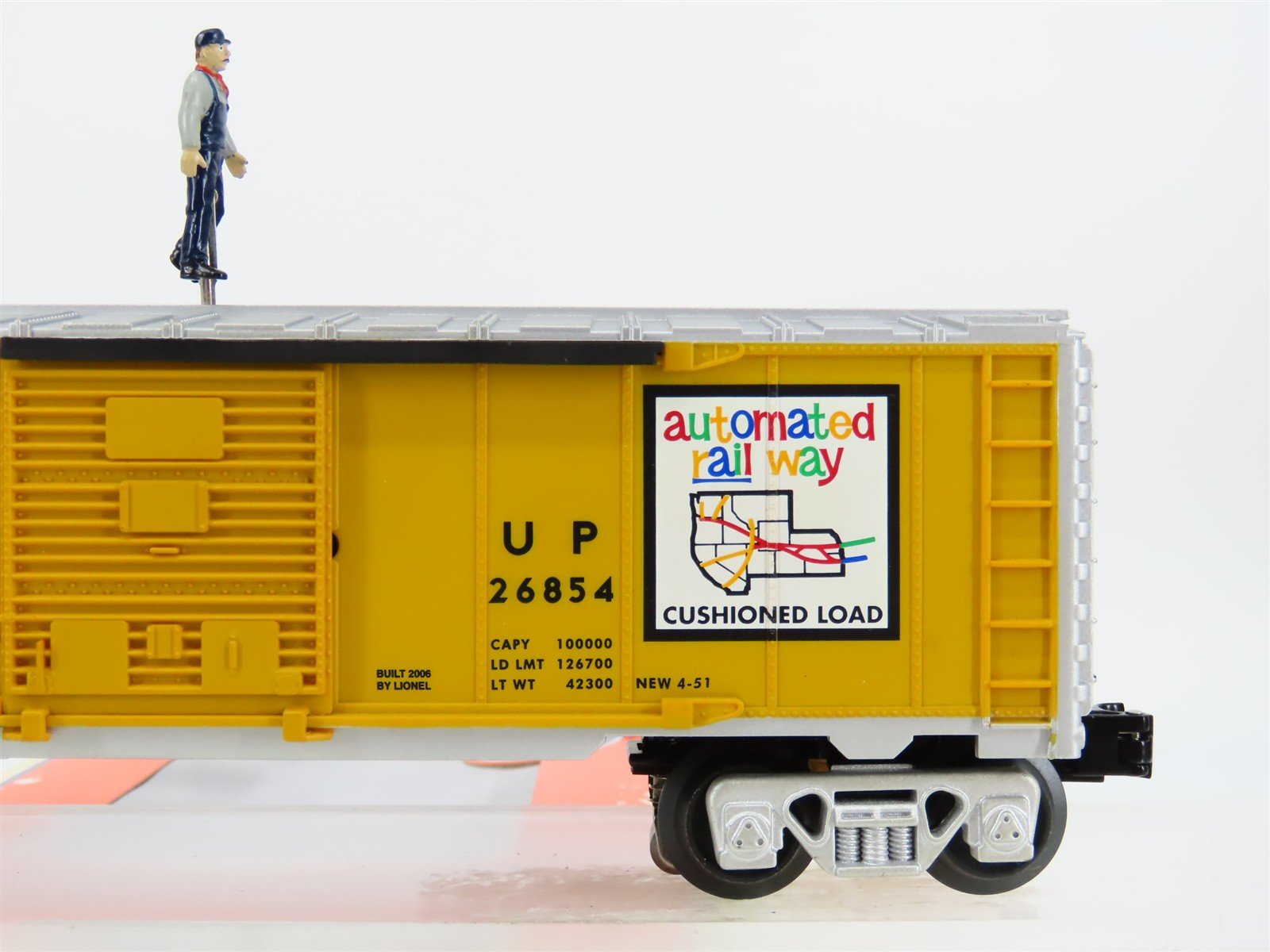 O Gauge 3-Rail Lionel 6-26854 UP Union Pacific Walking Brakeman Boxcar #26854