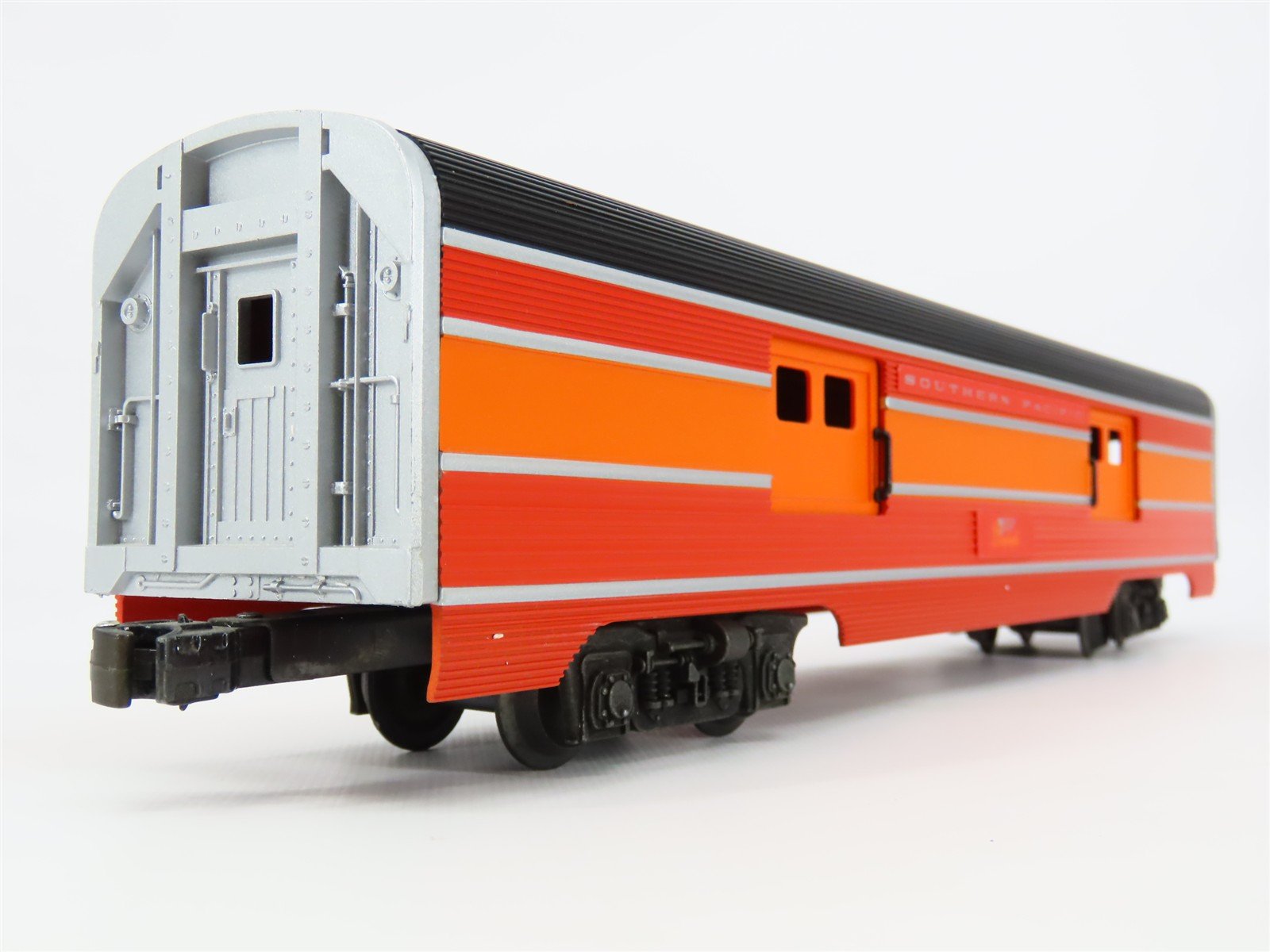 O Gauge 3-Rail Lionel 6-9589 SP Southern Pacific Daylight Baggage Passenger Car