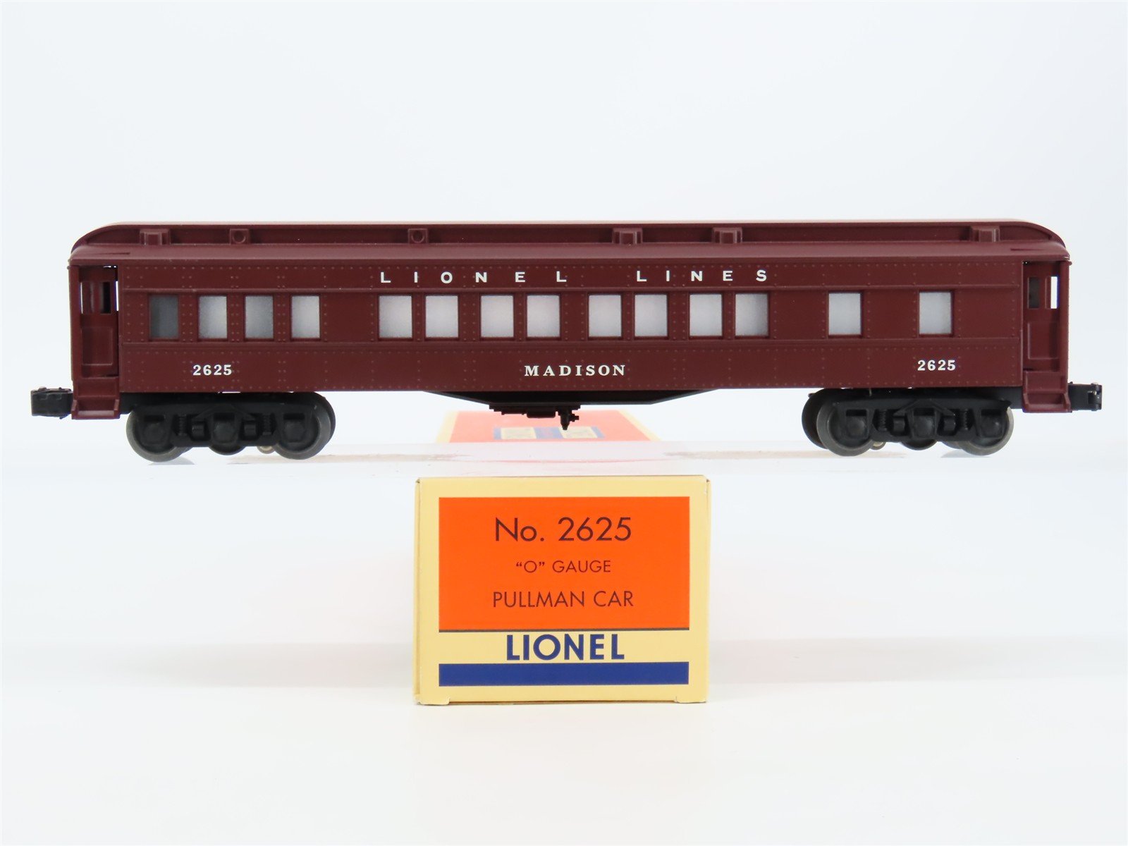 O Gauge 3-Rail Lionel 2625 Lionel Lines Pullman Coach Passenger #2625