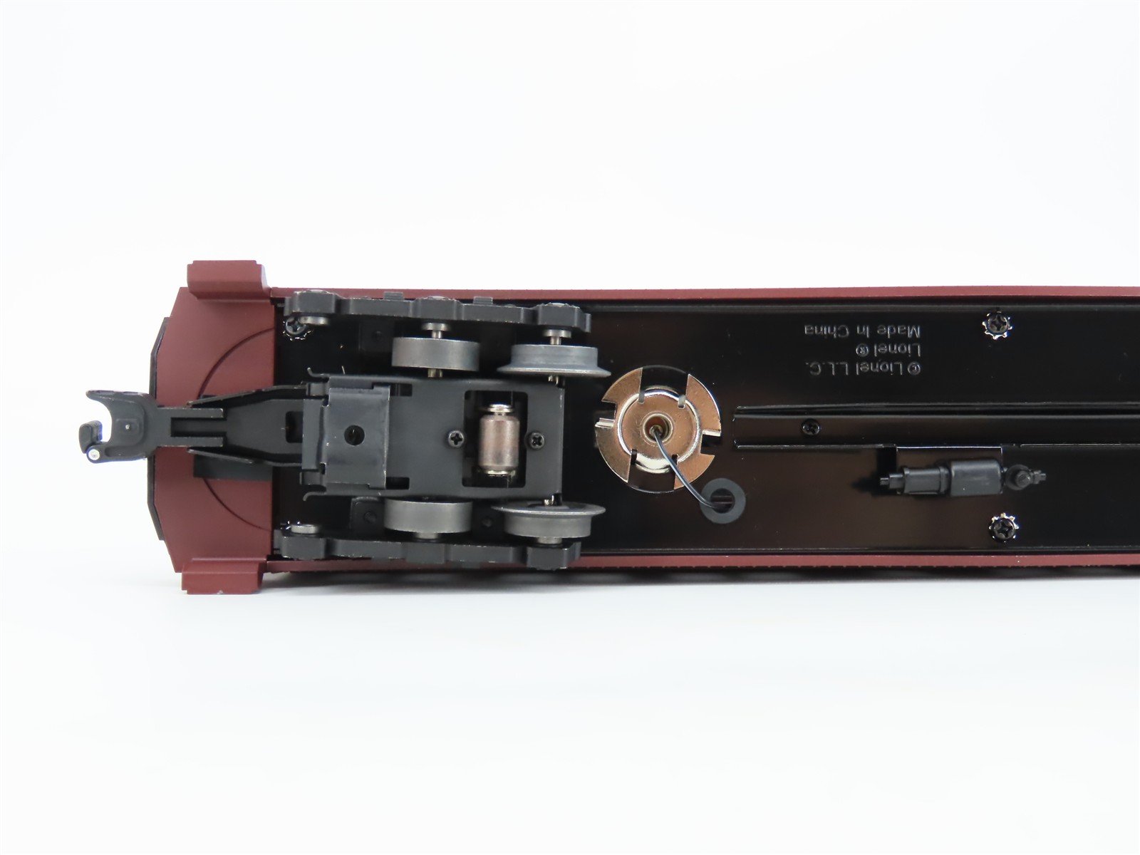 O Gauge 3-Rail Lionel 2626 Lionel Lines Sager Place Observation Passenger Car