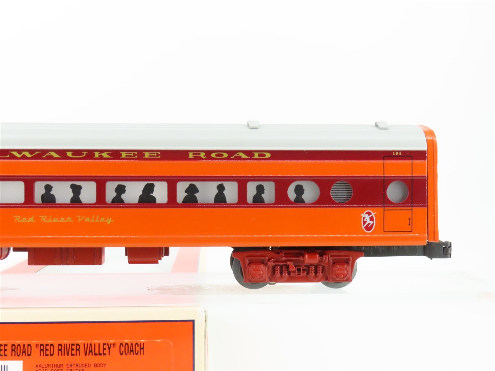 O Gauge 3-Rail Lionel 6-19185 MILW Hiawatha Coach Passenger 