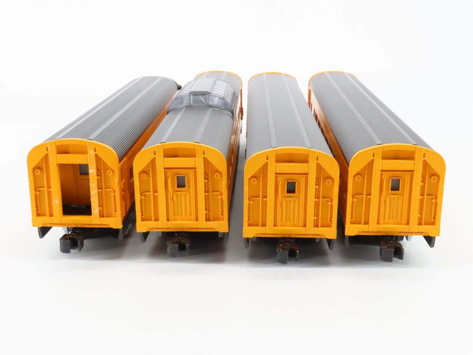 O Gauge 3-Rail Williams 43069 UP Union Pacific 60' Aluminum Passenger 4-Car Set