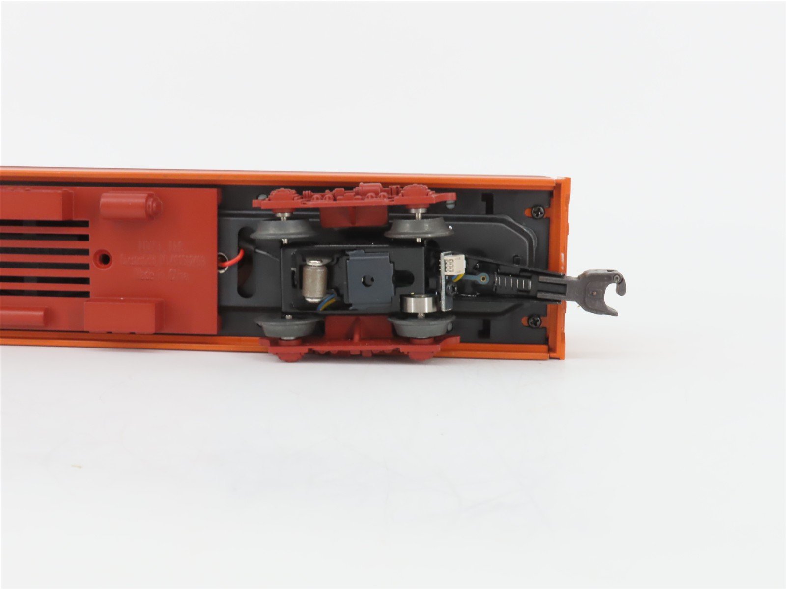 O Gauge 3-Rail Lionel 6-39105 MILW Hiawatha Coach Passenger #197 w/ Sound