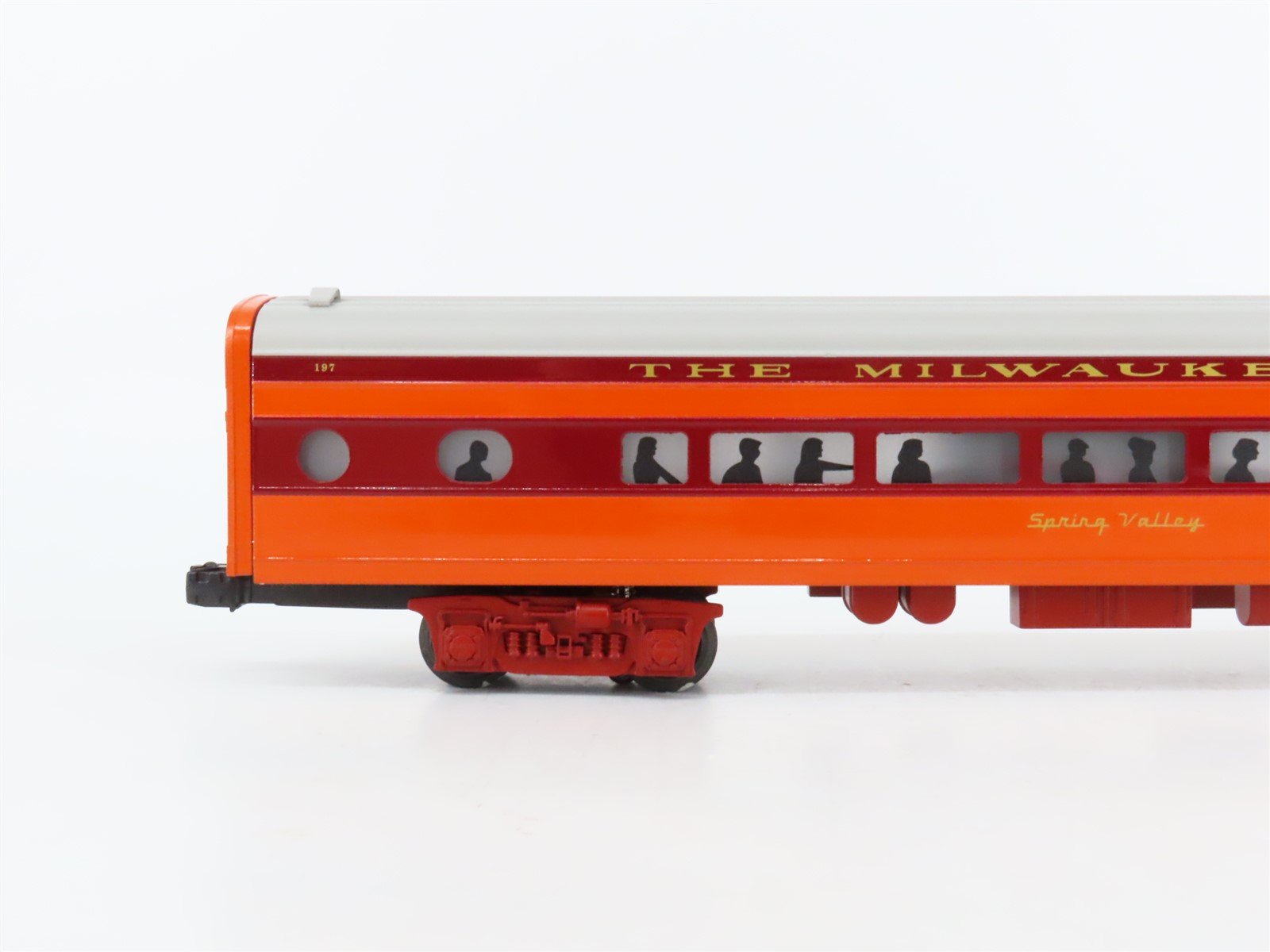 O Gauge 3-Rail Lionel 6-39105 MILW Milwaukee Road Hiawatha Coach Passenger #197