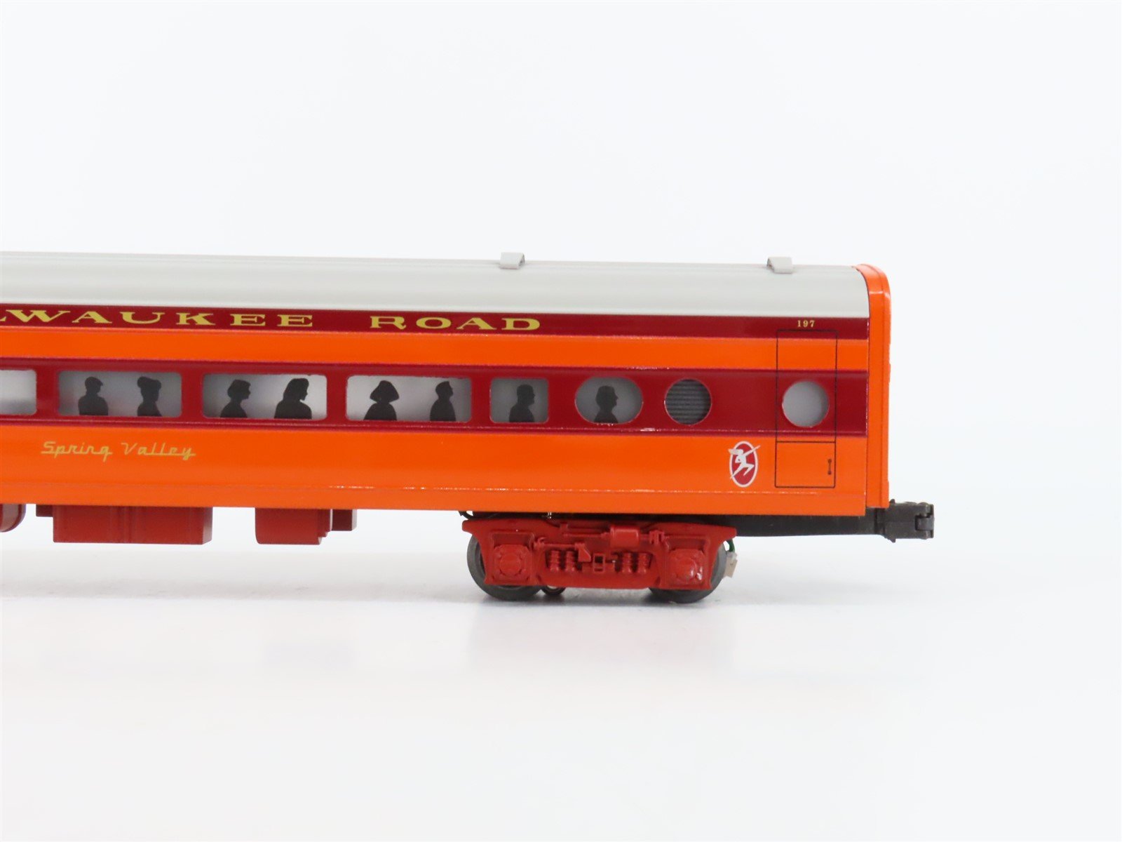 O Gauge 3-Rail Lionel 6-39105 MILW Milwaukee Road Hiawatha Coach Passenger #197