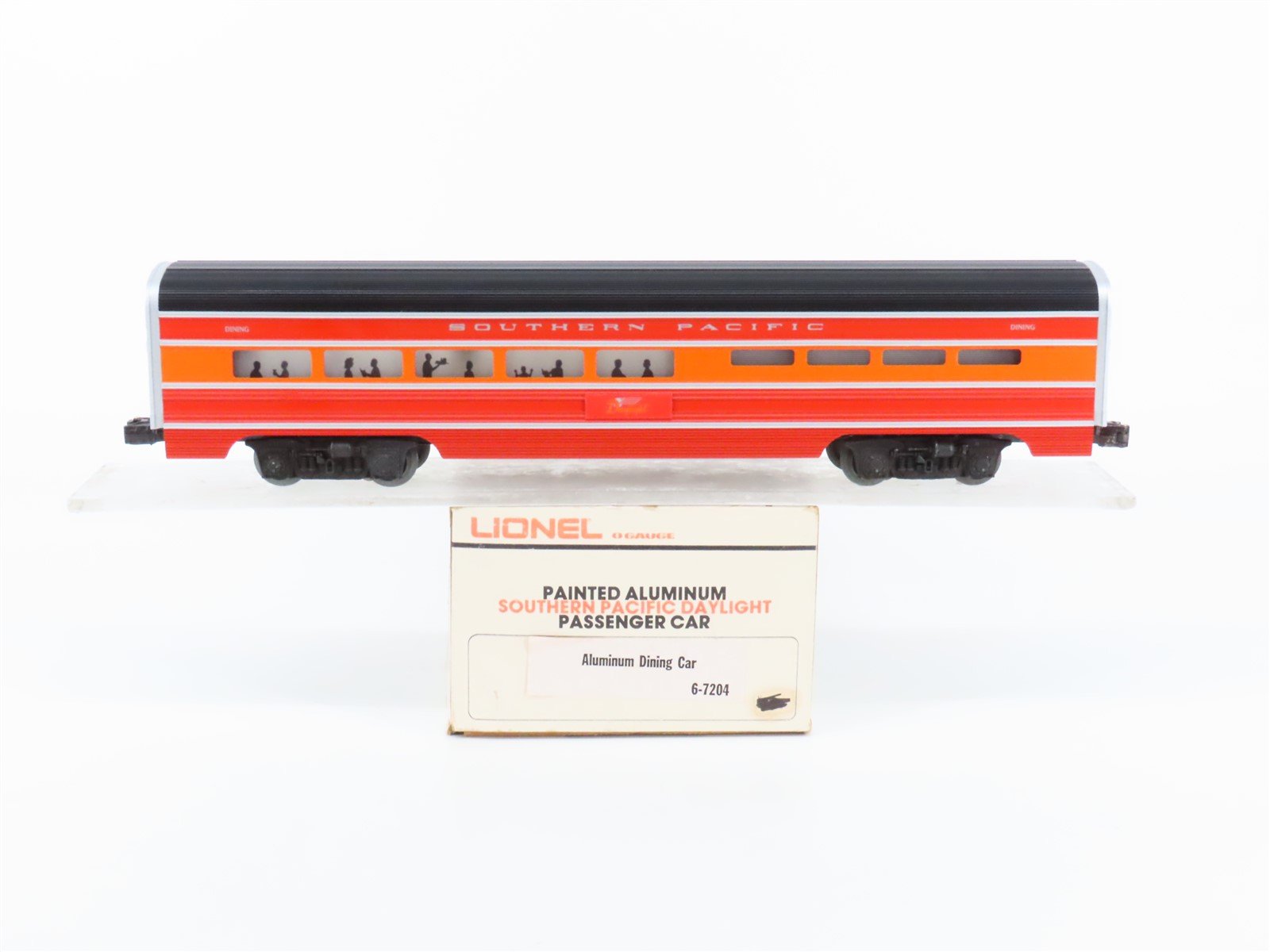 O Gauge 3-Rail Lionel 6-7204 SP Southern Pacific Daylight Diner Passenger Car