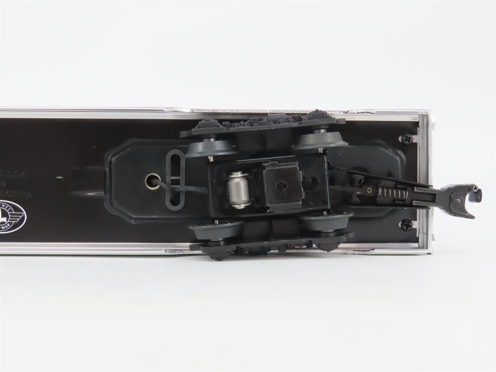 O Gauge 3-Rail Lionel 6-35413 Lionel Lines Aluminum 2-Car Passenger Set