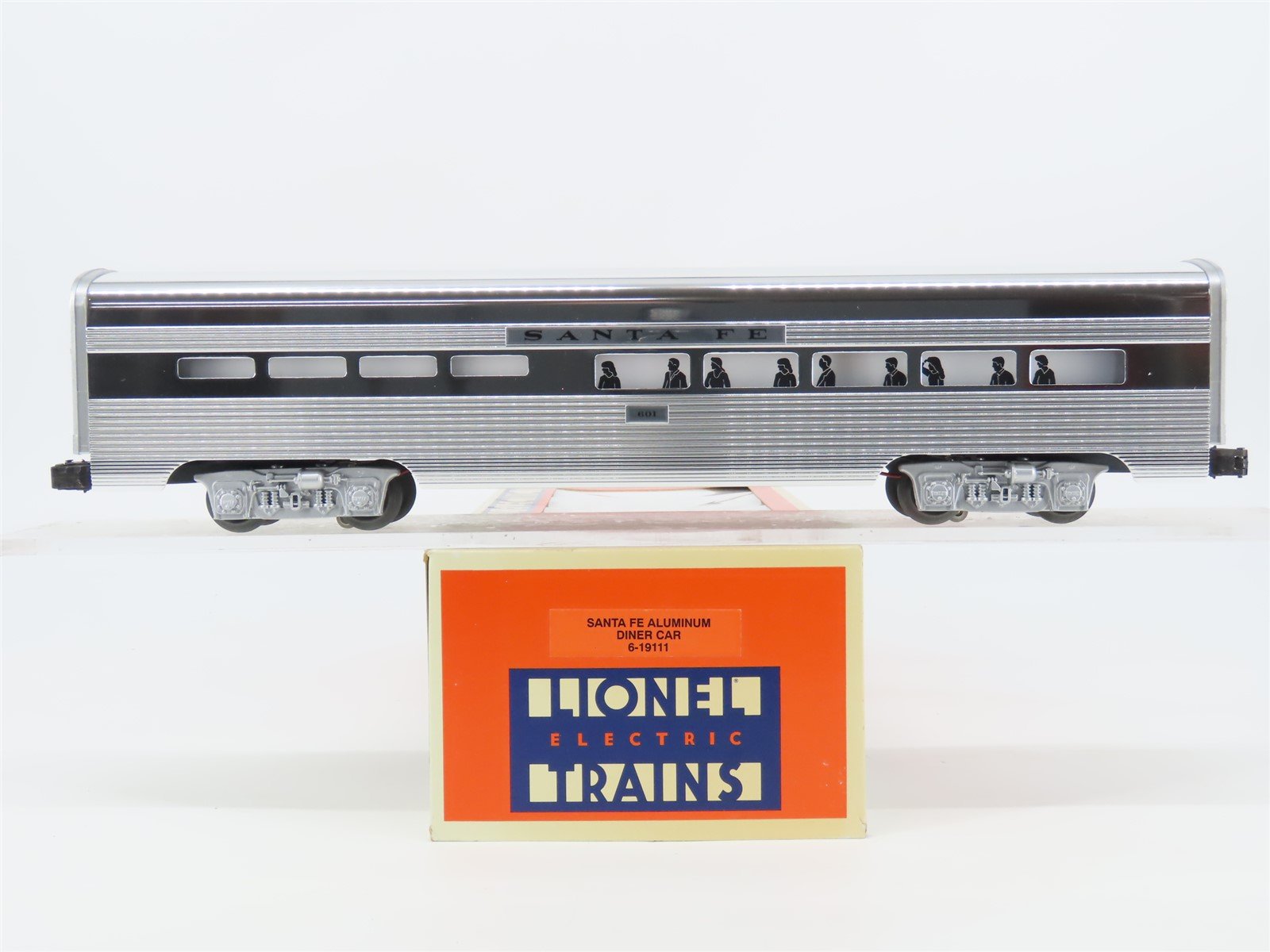 O Gauge 3-Rail Lionel 6-19111 ATSF Santa Fe Aluminum Diner Passenger Car #601