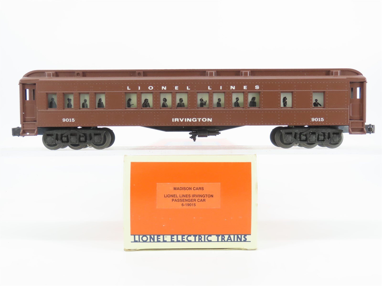 O Gauge 3-Rail Lionel 6-19015 Lionel Lines Madison Passenger #9015 "Irvington"