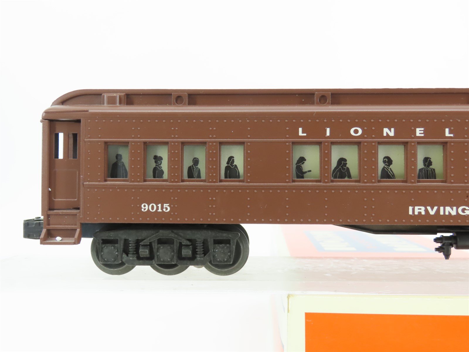 O Gauge 3-Rail Lionel 6-19015 Lionel Lines Madison Passenger #9015 