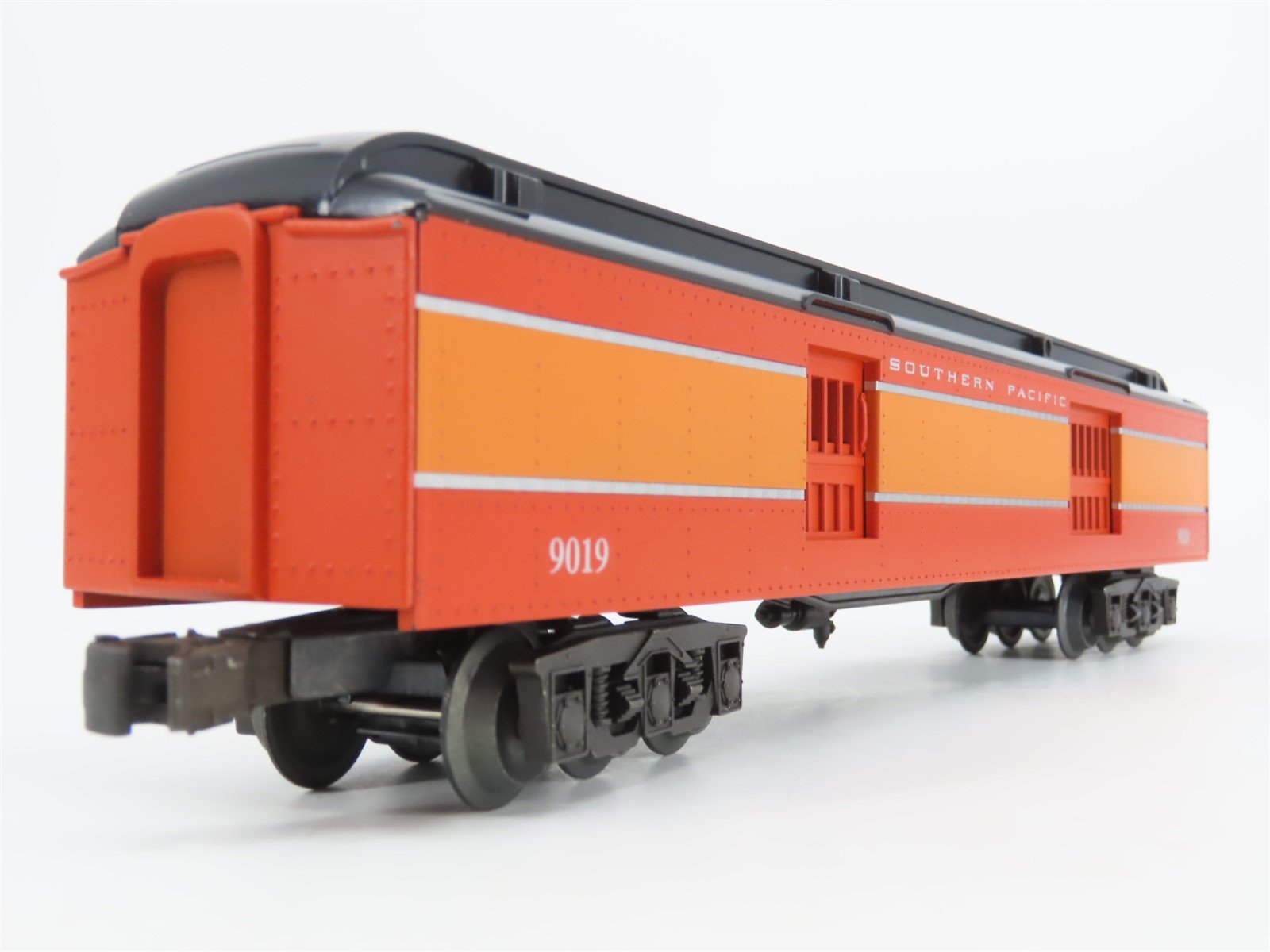 O Gauge 3-Rail Lionel 6-19019 SP Daylight HW Madison Baggage Passenger #9019