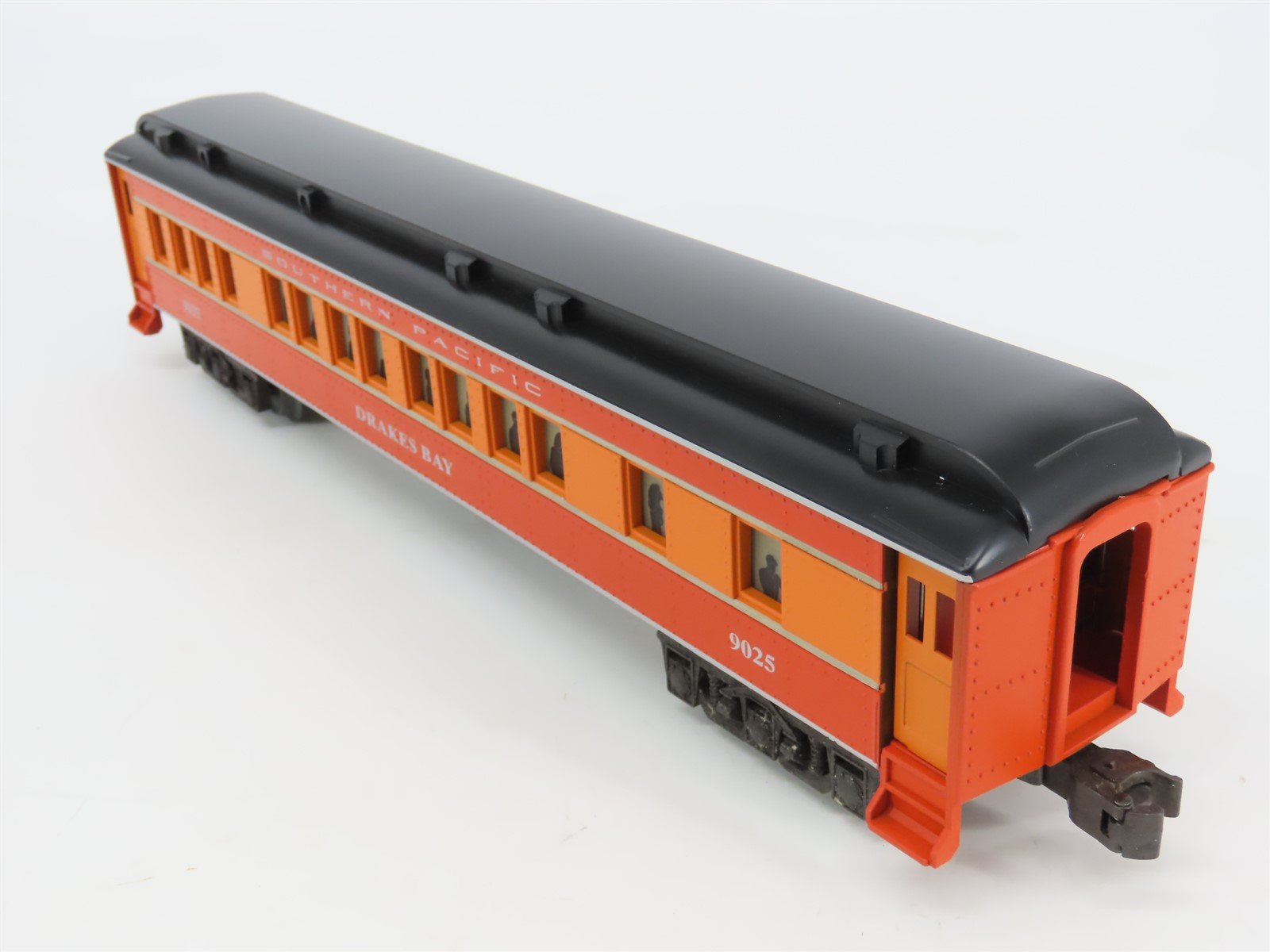 O Gauge 3-Rail Lionel 6-19025 SP Daylight Madison Passenger #9025 