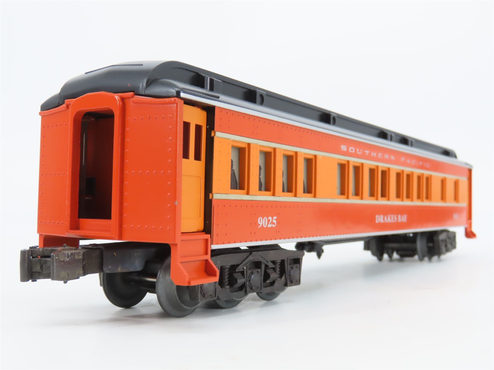 O Gauge 3-Rail Lionel 6-19025 SP Daylight Madison Passenger #9025 