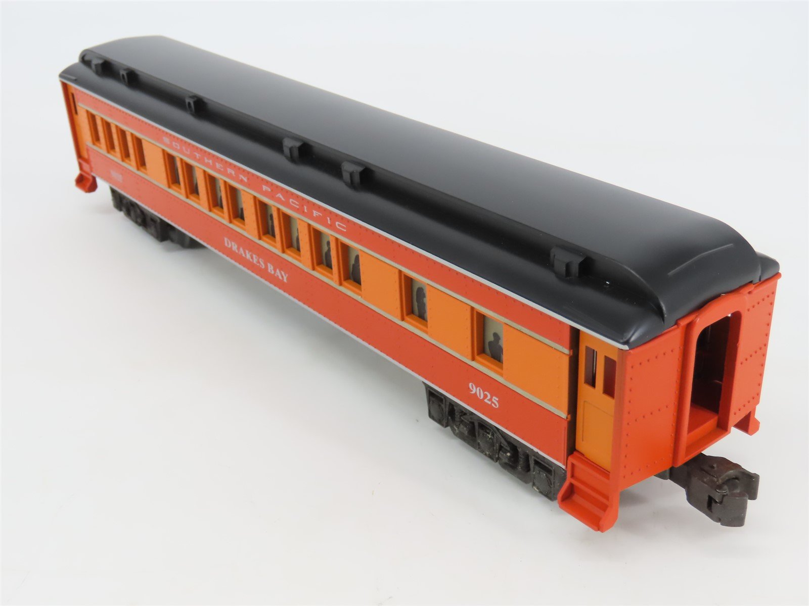 O Gauge 3-Rail Lionel 6-19025 SP Daylight Madison Passenger #9025 