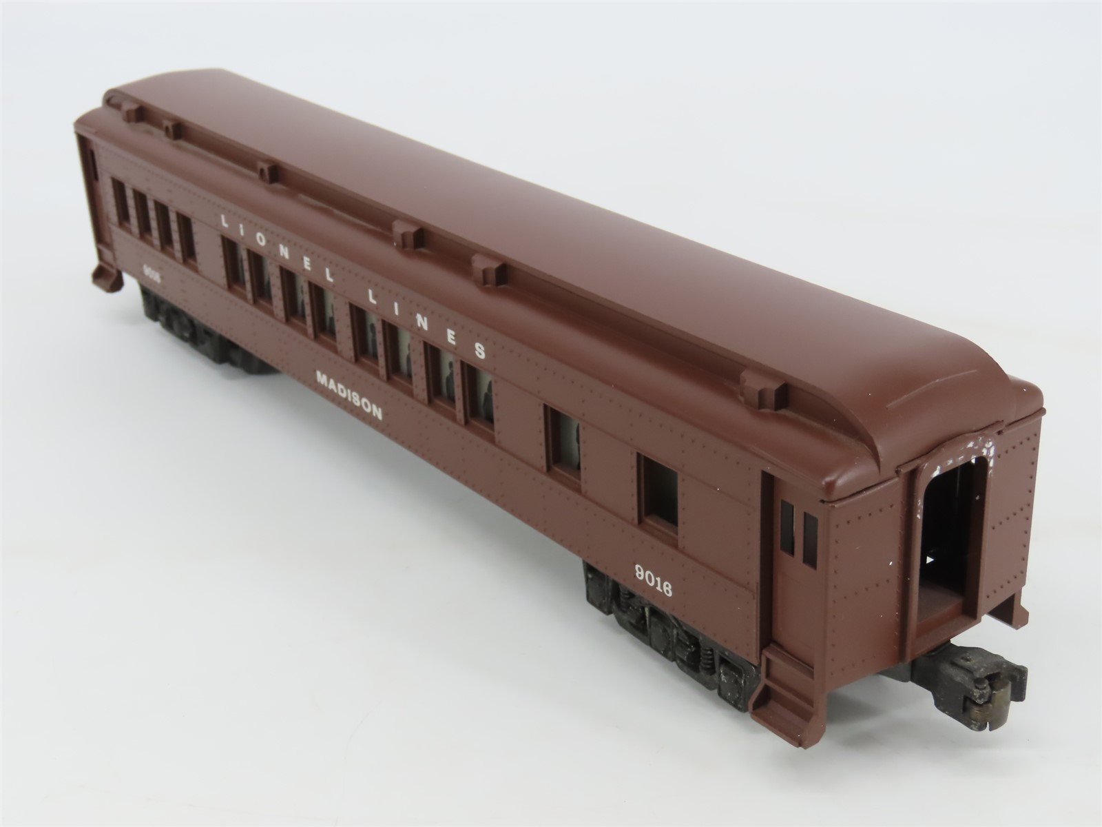 O Gauge 3-Rail Lionel 6-19016 Lionel Lines Madison Passenger #9016 