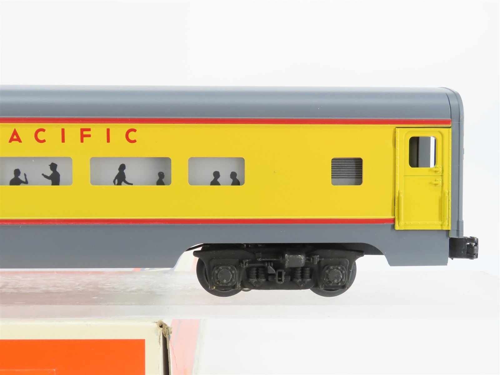 O Gauge 3-Rail Lionel 6-9547 UP Union Pacific Aluminum Observation Passenger
