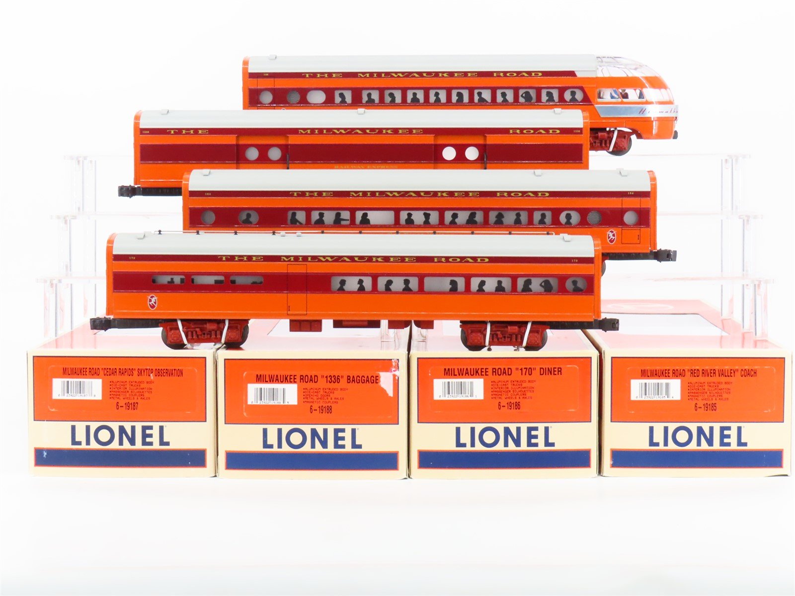 O Gauge 3-Rail Lionel 6-19184 MILW "Hiawatha" Aluminum Passenger Car 4-Pack