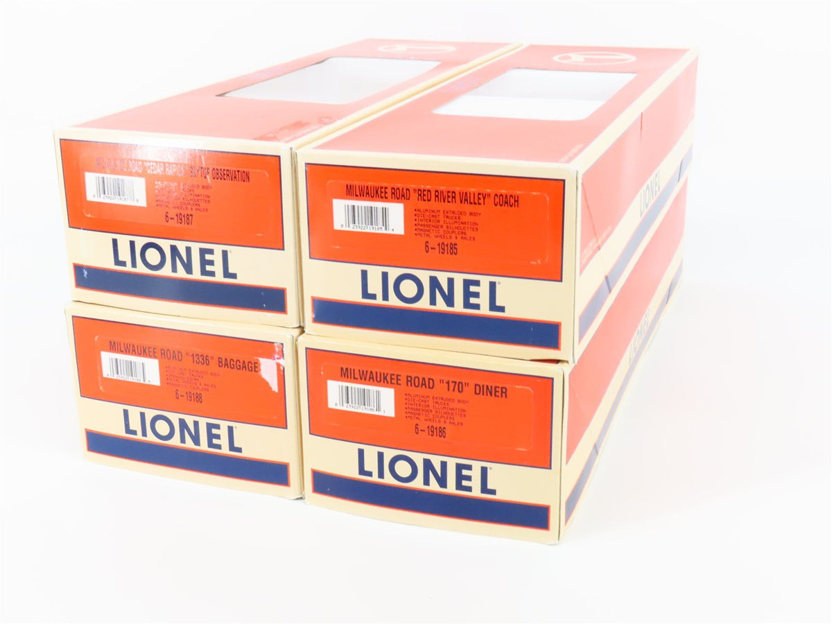 O Gauge 3-Rail Lionel 6-19184 MILW &quot;Hiawatha&quot; Aluminum Passenger Car 4-Pack