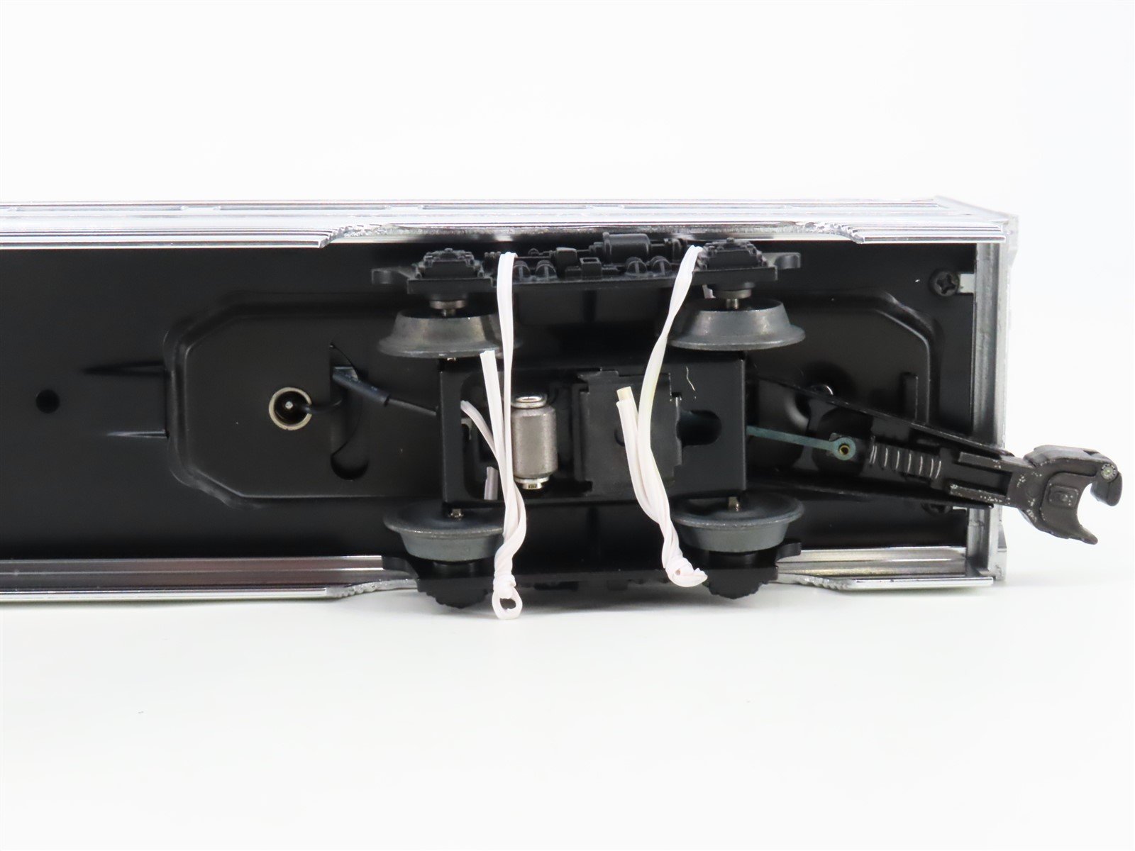 O Gauge 3-Rail Lionel 6-39151 CP Canadian Pacific Aluminum 2-Car Passenger Set