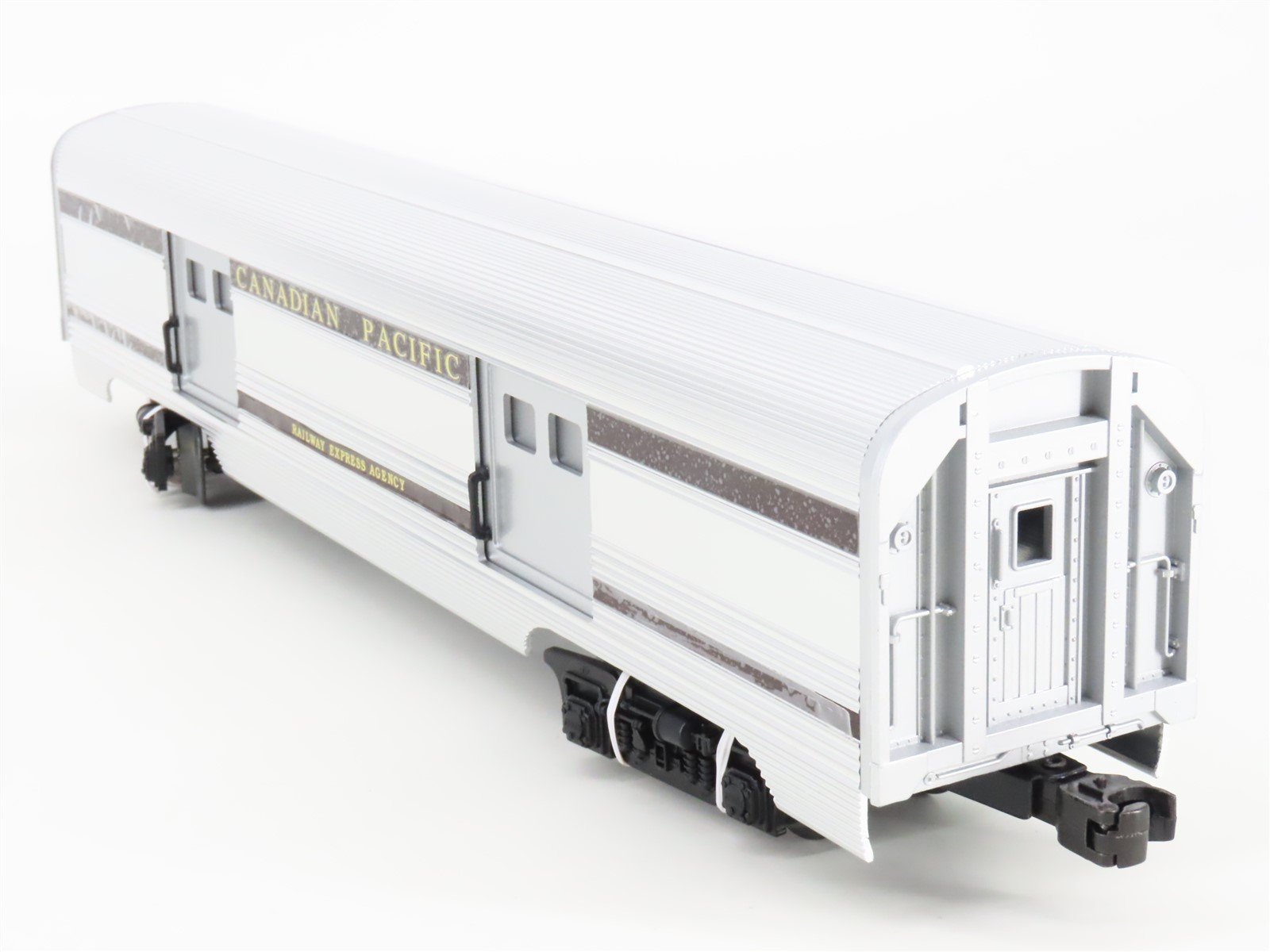 O Gauge 3-Rail Lionel 6-39151 CP Canadian Pacific Aluminum 2-Car Passenger Set