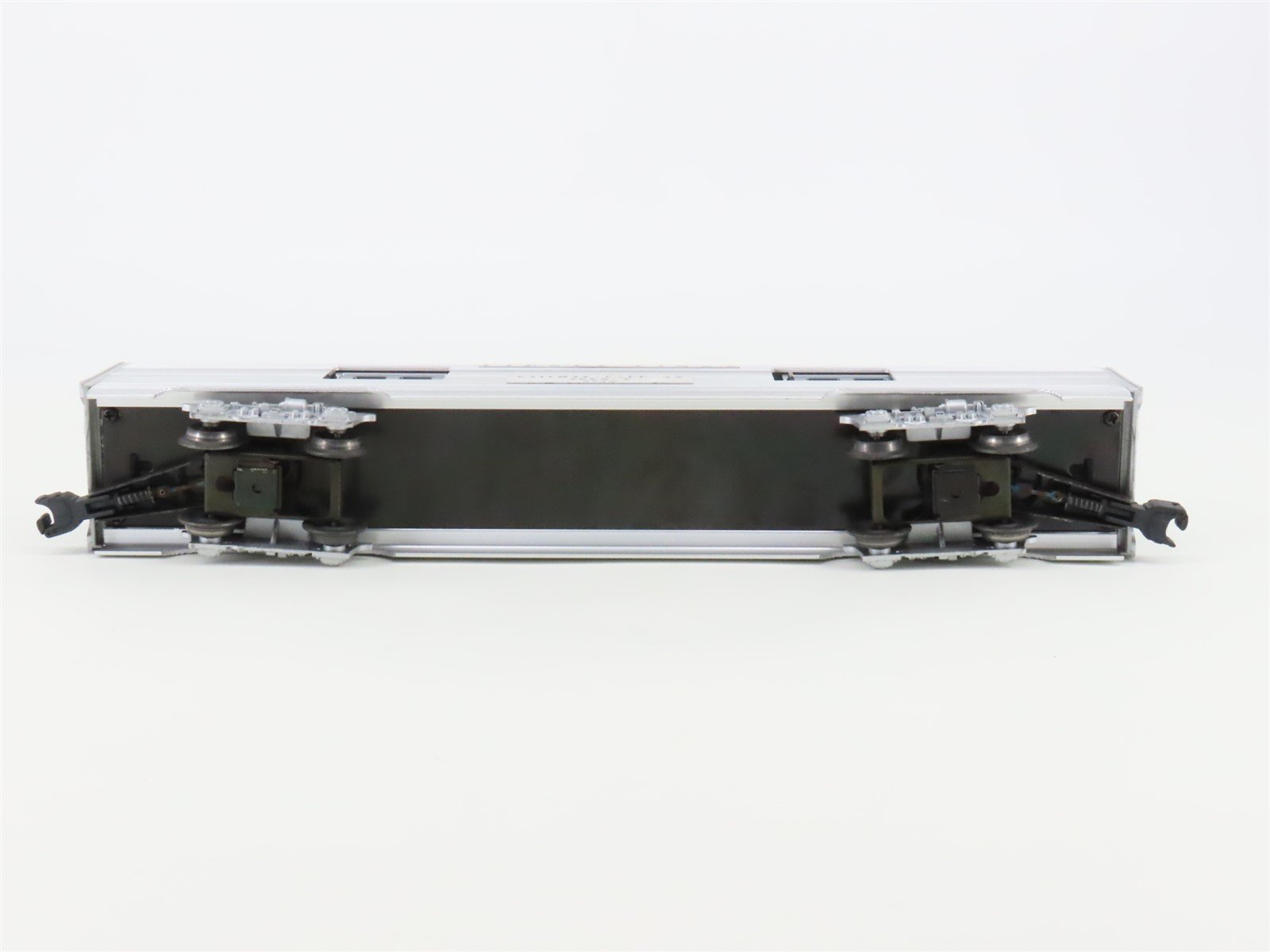 O Gauge 3-Rail Lionel 6-19160 Lionel Lines Aluminum Baggage Passenger #2530