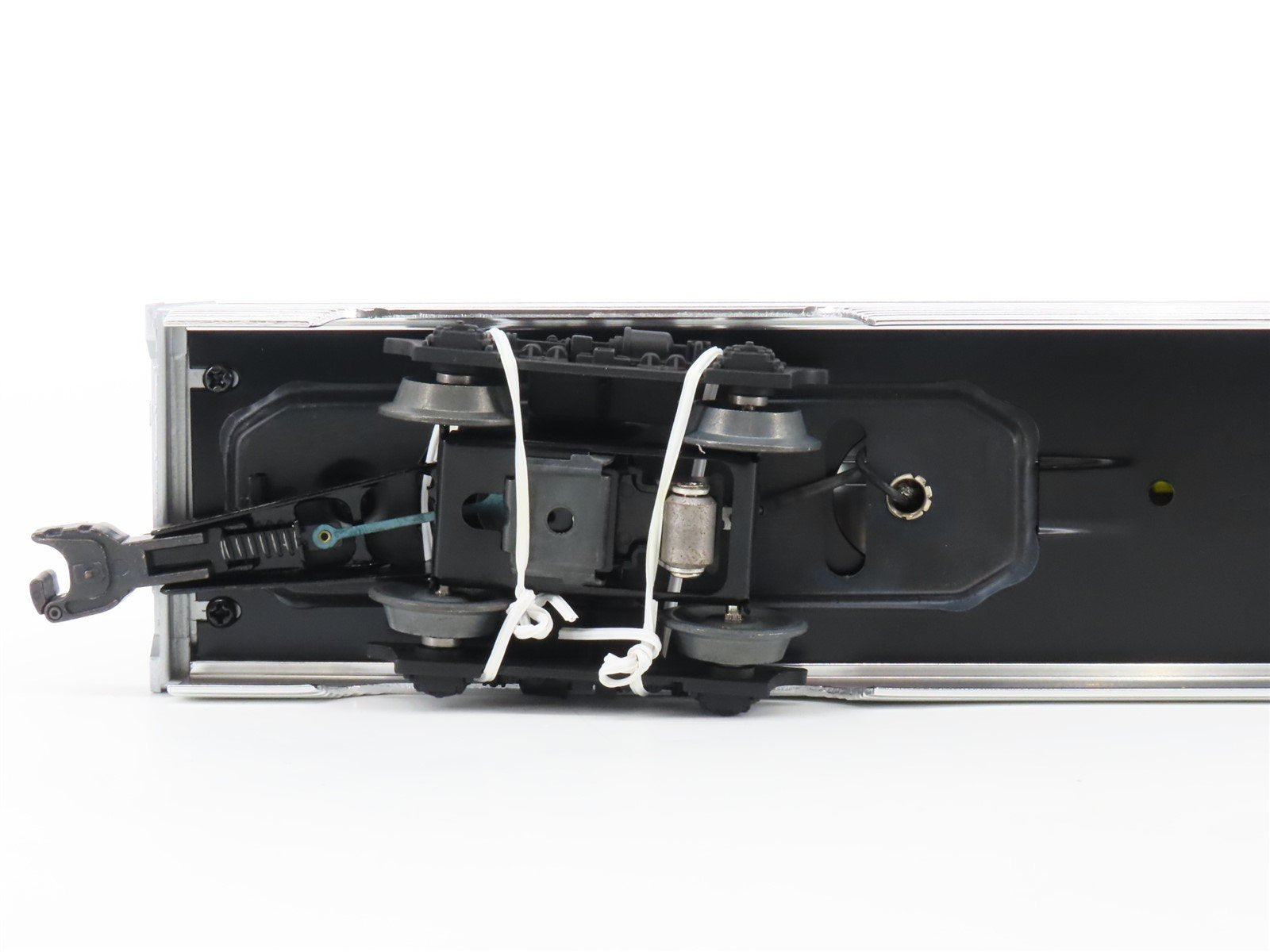 O Gauge 3-Rail Lionel Celebration 6-39106 CP Canadian Pacific Passenger 2-Pack