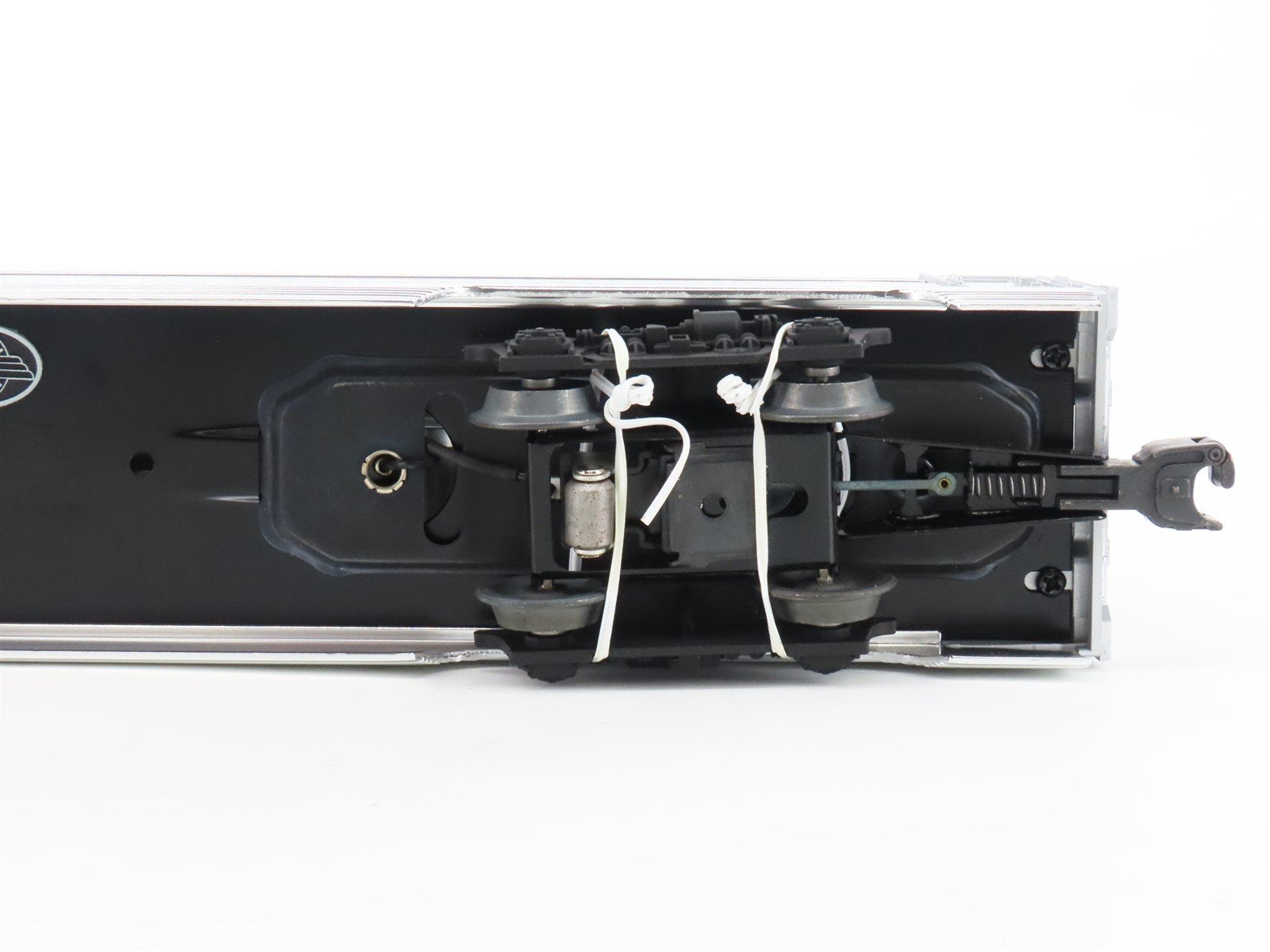 O Gauge 3-Rail Lionel Celebration 6-39106 CP Canadian Pacific Passenger 2-Pack