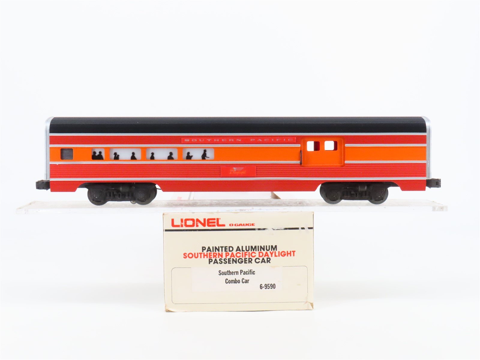 O Gauge 3-Rail Lionel 6-9590 SP "Daylight" Aluminum Combine Passenger