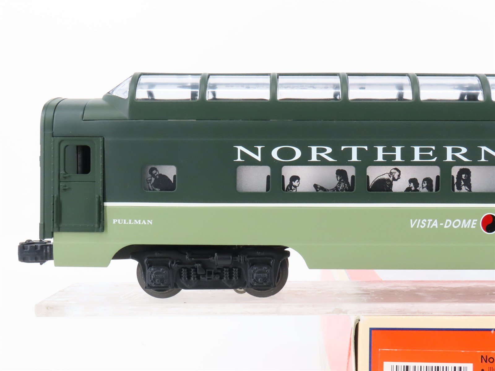O Gauge 3-Rail Lionel 6-19170 NP Northern Pacific Full Vista-Dome Passenger 2571
