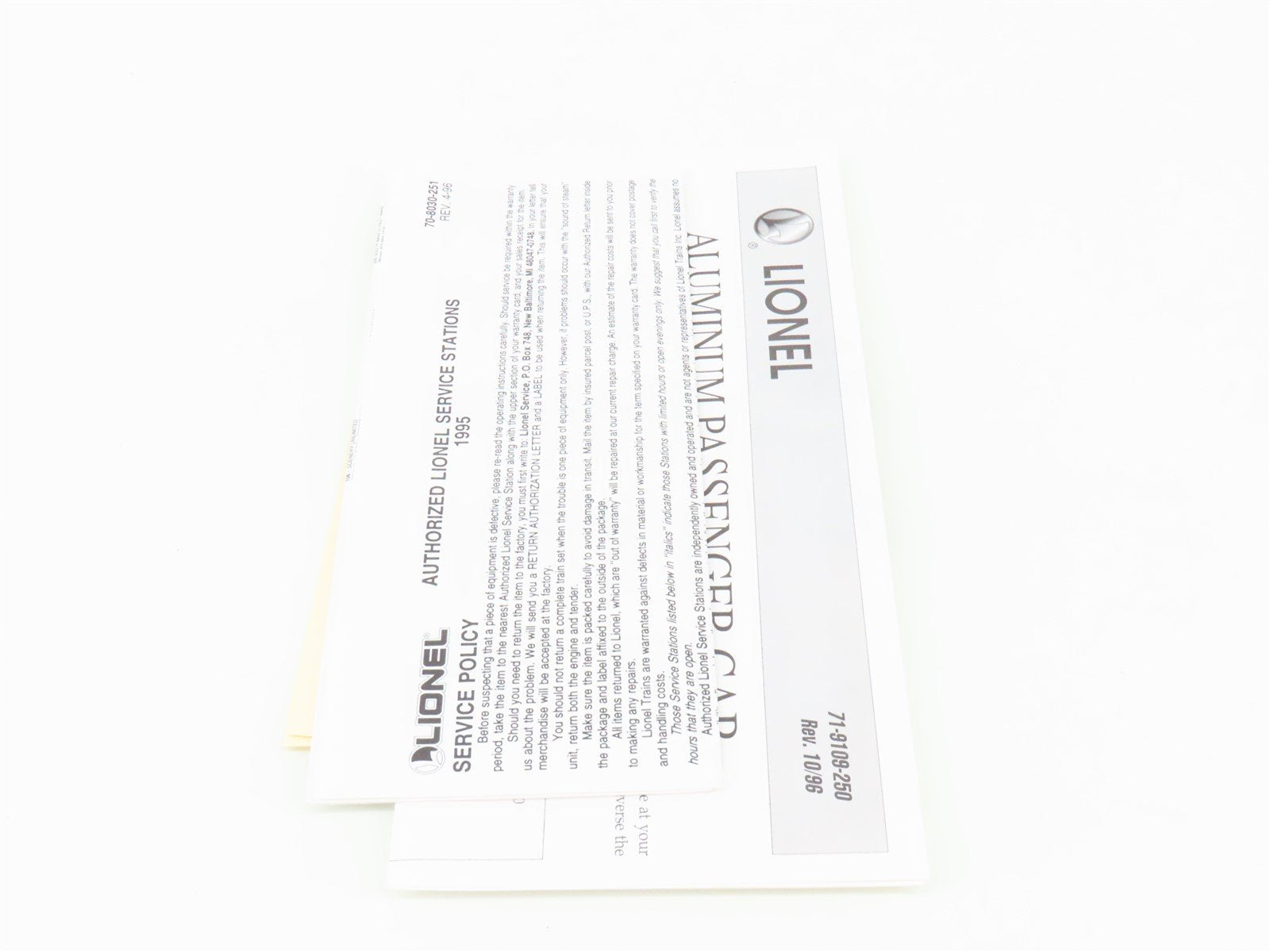 O Gauge 3-Rail Lionel 6-19167 NP Northern Pacific Vista Dome Coach Passenger