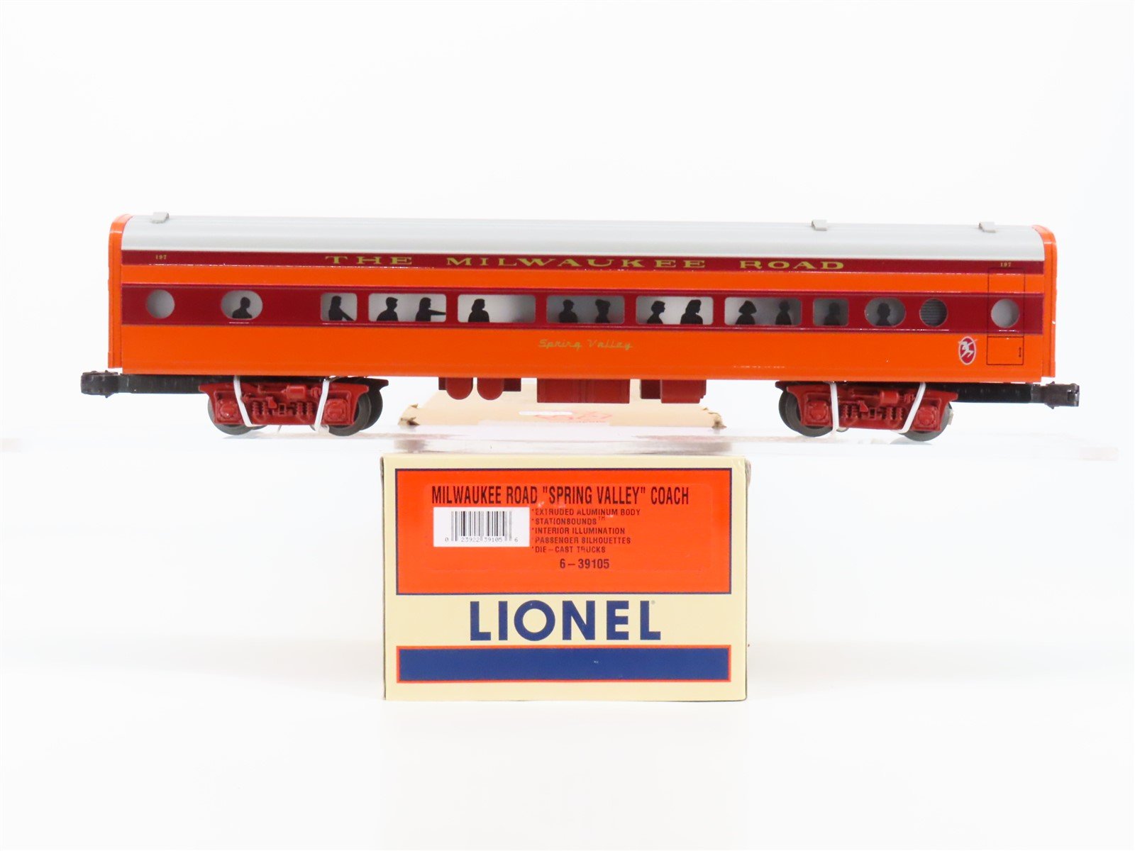 O 3-Rail Lionel 6-39105 MILW Hiawatha Coach Passenger "Spring Valley" w/ Sound