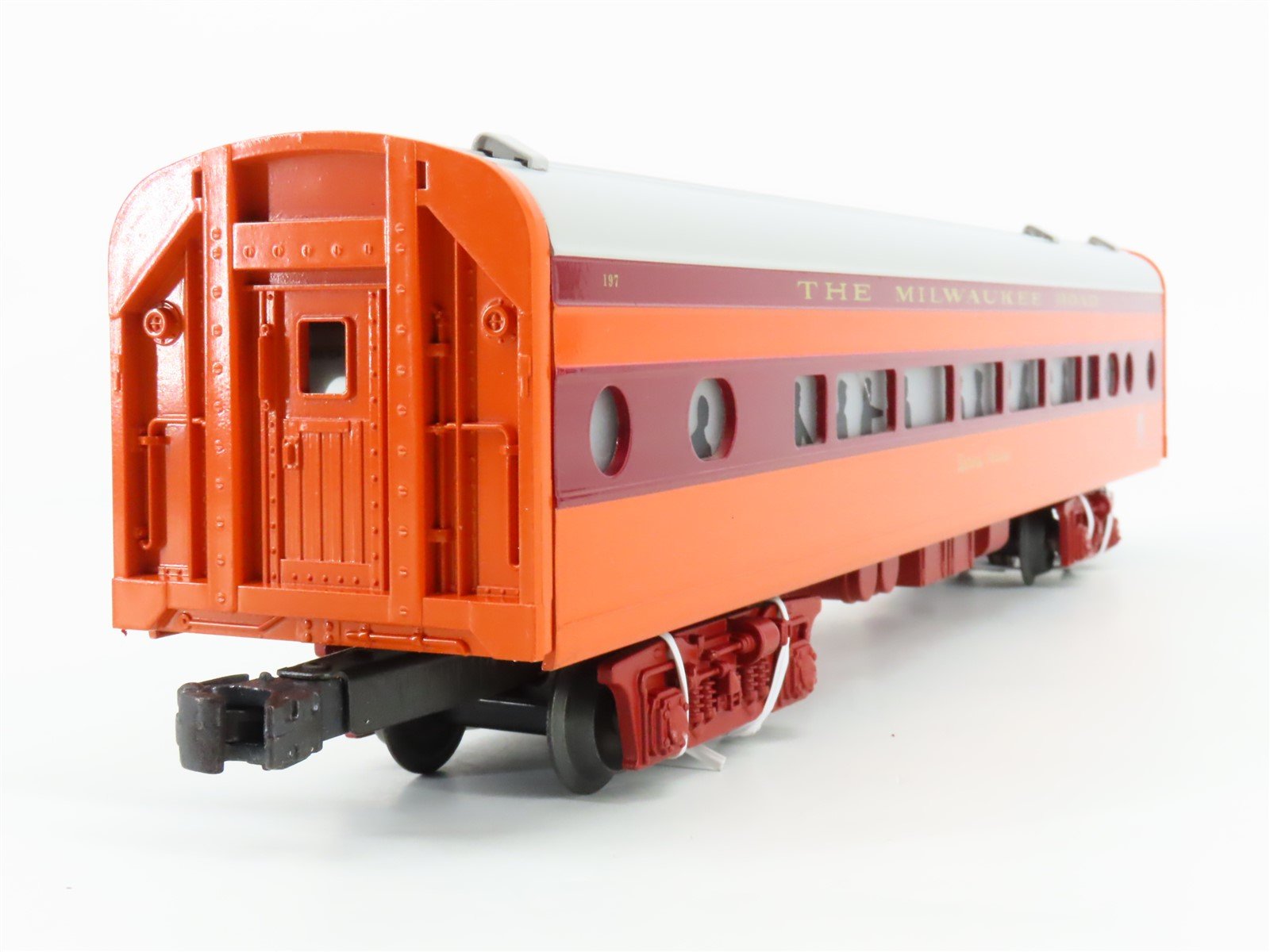O 3-Rail Lionel 6-39105 MILW Hiawatha Coach Passenger 
