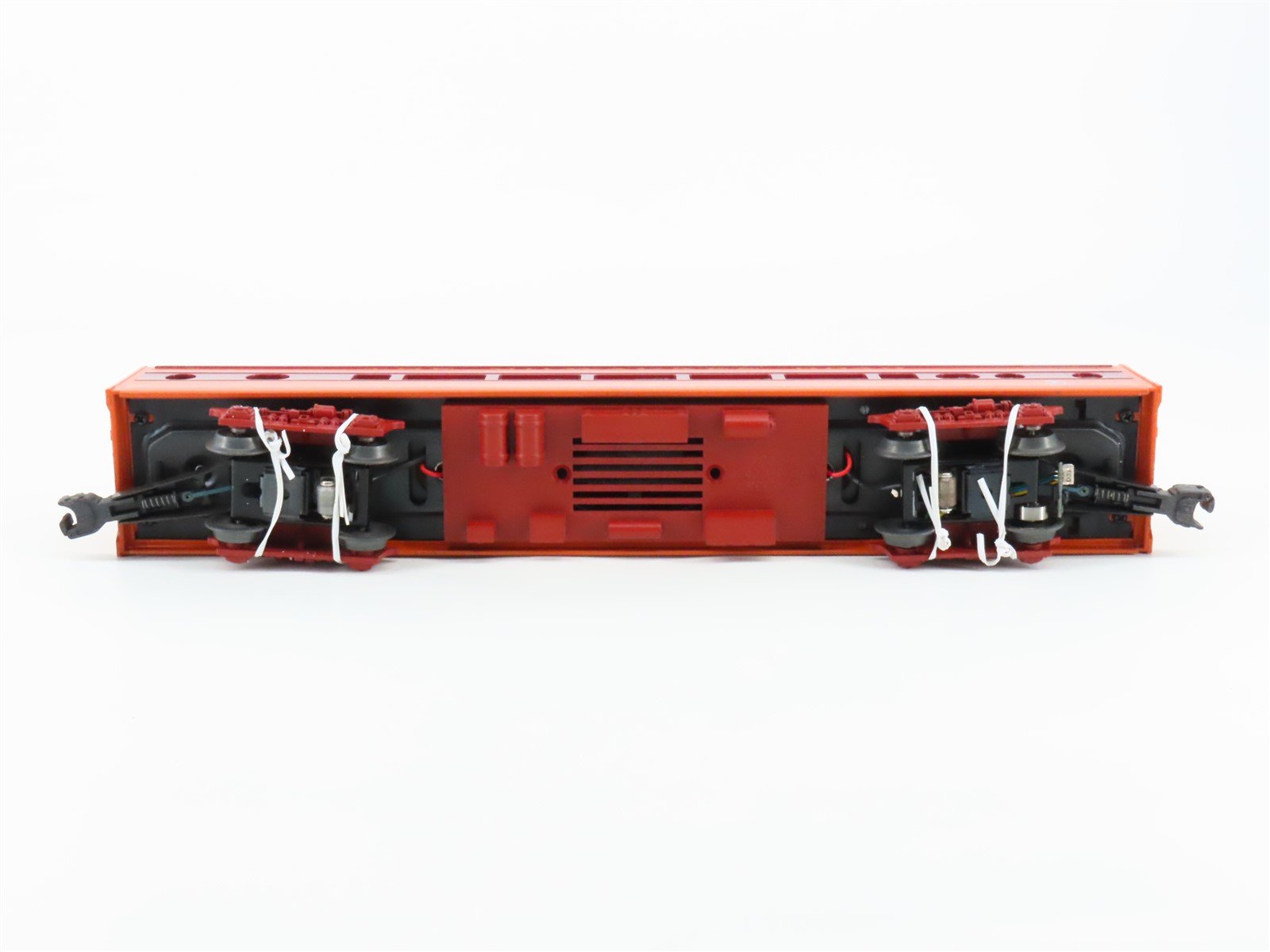 O 3-Rail Lionel 6-39105 MILW Hiawatha Coach Passenger 