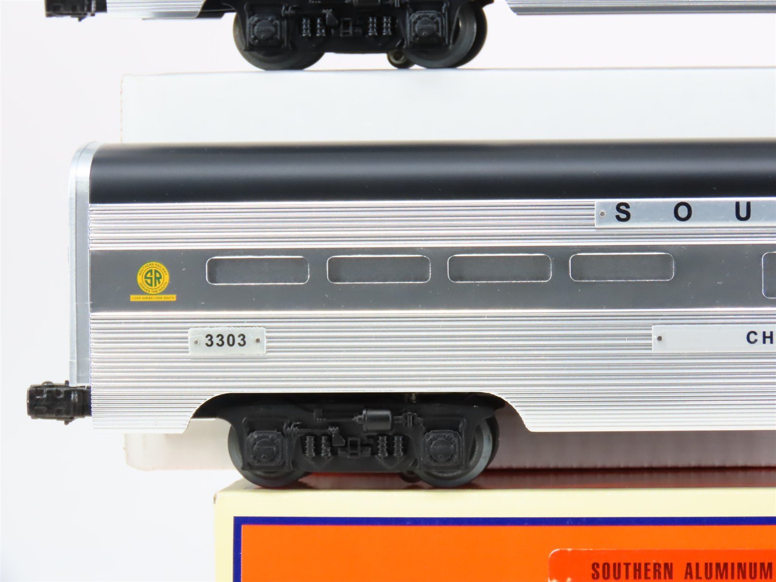 O Gauge 3-Rail Lionel 6-39157 SOU Southern Aluminum Passenger 2 Car Pack