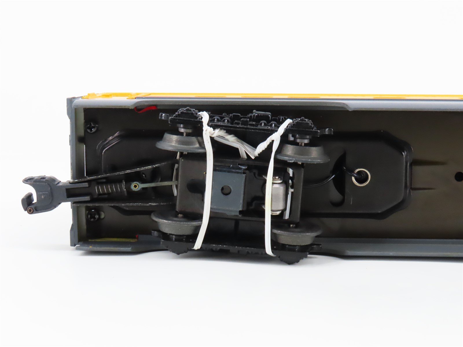 O Gauge 3-Rail Lionel 6-19152 UP Union Pacific Duplex Roomette Passenger