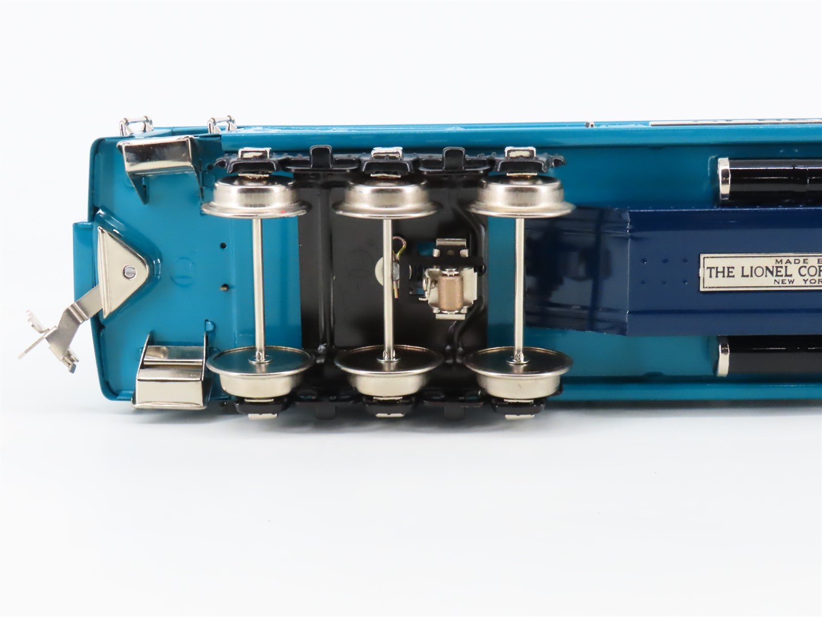 Standard Gauge Lionel 11-40041 Blue Comet Baggage Passenger Car #432 