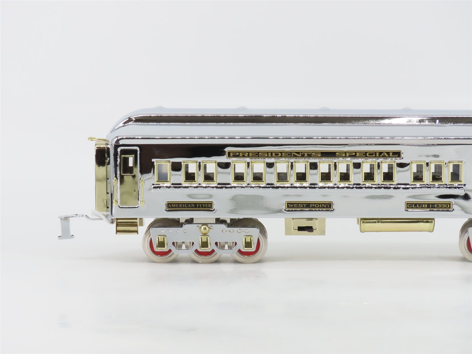 Standard Gauge Lionel 6-13425 I-4390 Presidential Combine Passenger West Point