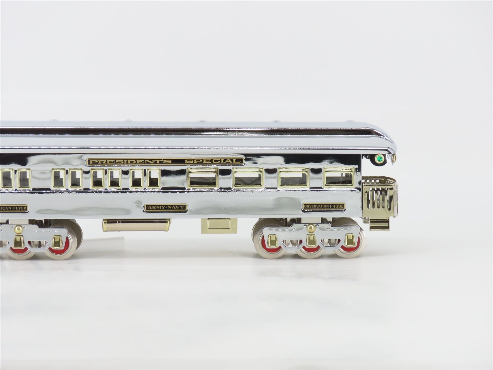 Standard Gauge Lionel 6-12427 I-4392 Presidential Obs Passenger Army-Navy