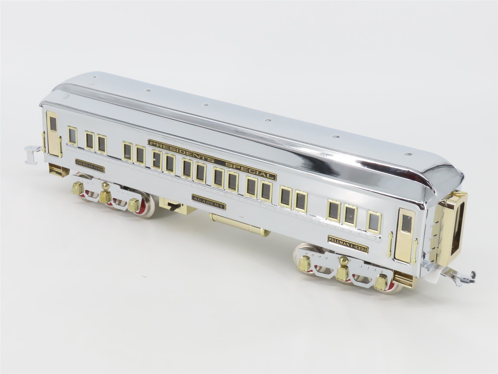 Standard Gauge Lionel 6-13426 I4391 Presidential Special Coach Passenger Academy